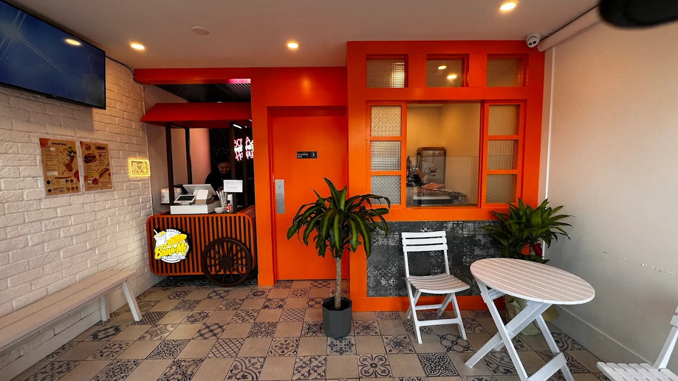 Chubby Banh Mi Restaurant Interior